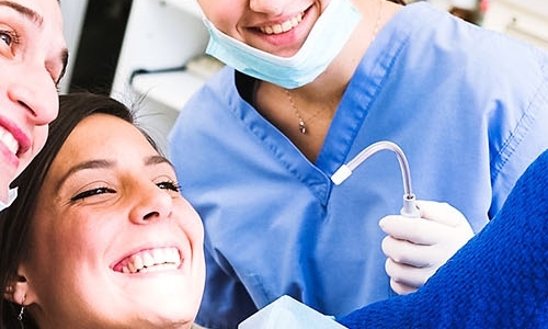 Реставрация зубов, в чем ее особенность